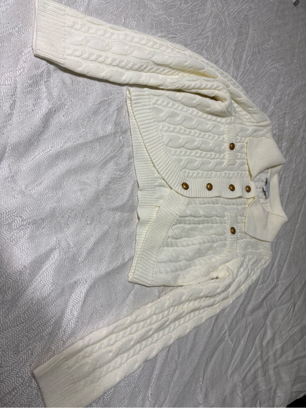 RIHOAS Size M Cream Cable Knit Cropped Cardigan with Gold Buttons